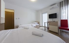 Villa Klara Guest House